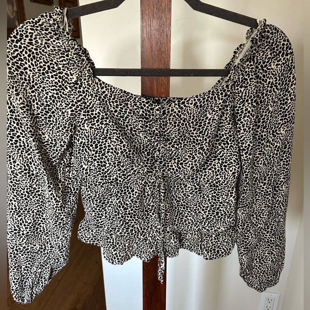 Japna Women’s long sleeve Blouse Size S